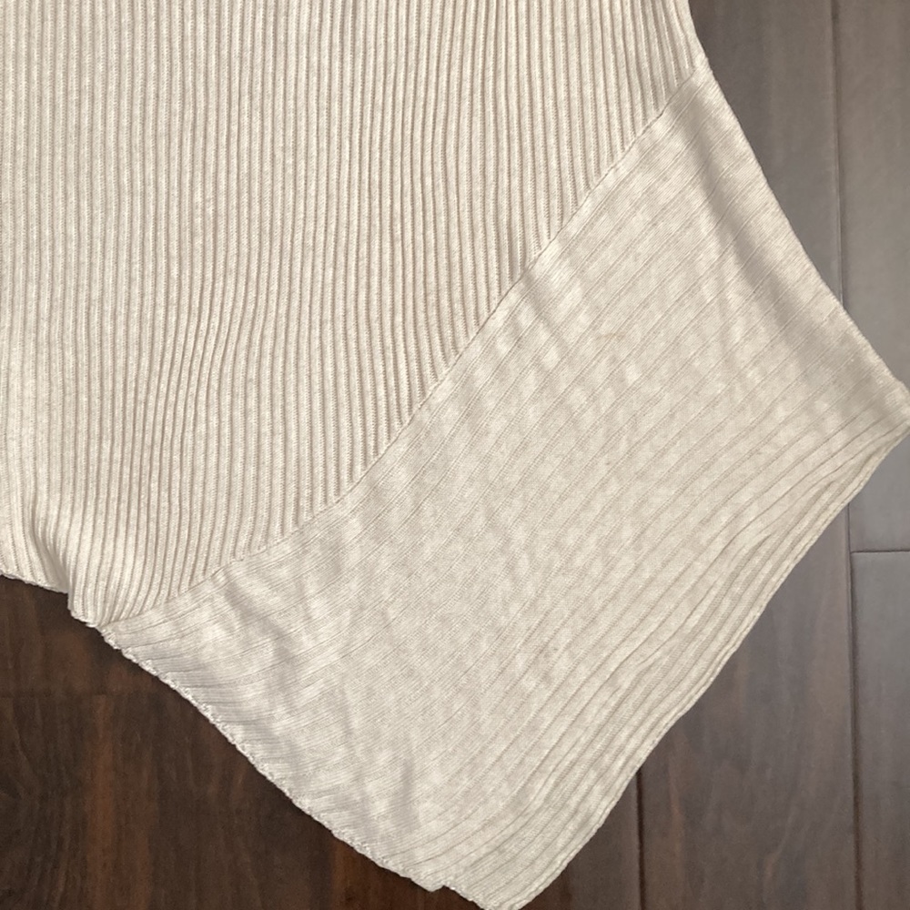 Zara Ribbed Skirt - Picture 2 of 5
